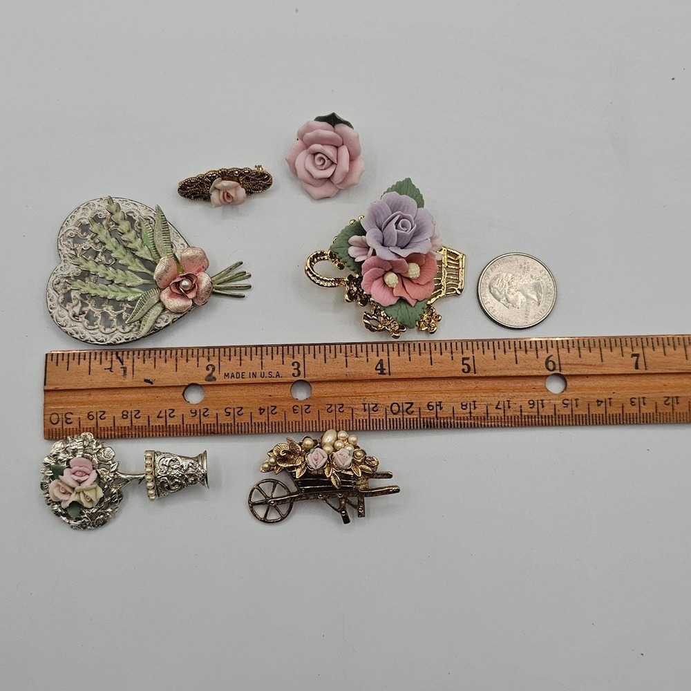Vtg Porcelain Resin Rose Brooch Lot Victorian Revival Garden Spring Cottagecore - Picture 3 of 14